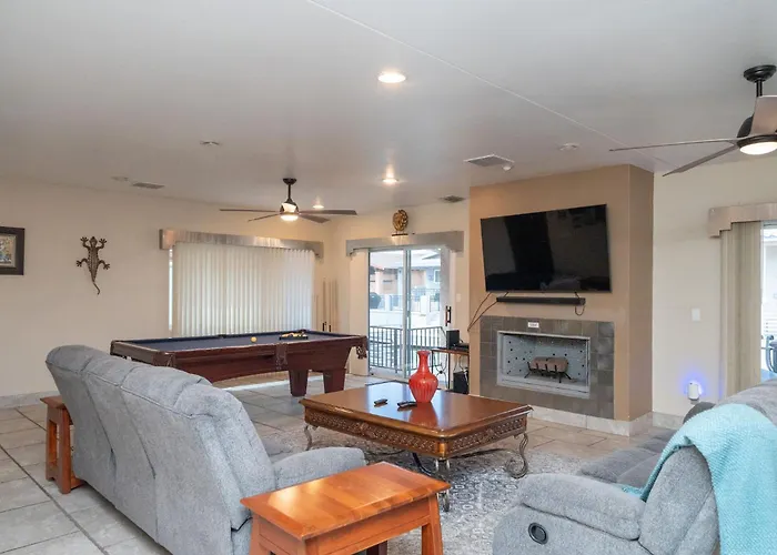 Apache Fyre, Canal Front Dock, Moovlaya Keys Holiday home