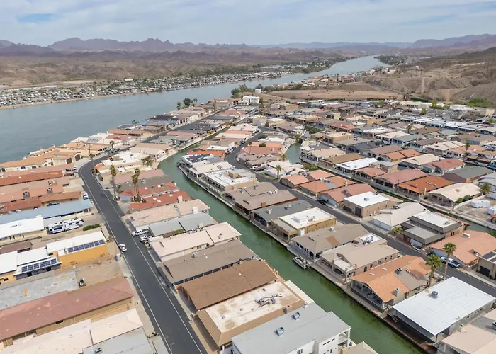 Apache Fyre, Canal Front Dock, Moovlaya Keys Holiday home *